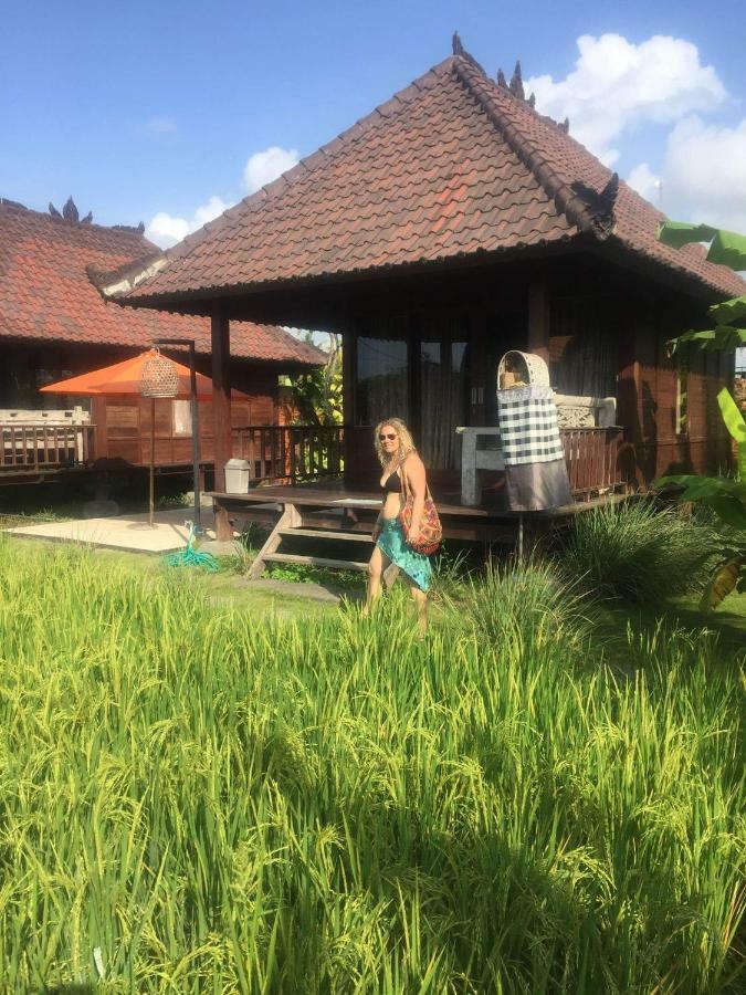 Hotel Keramas Surf Camp Exterior foto